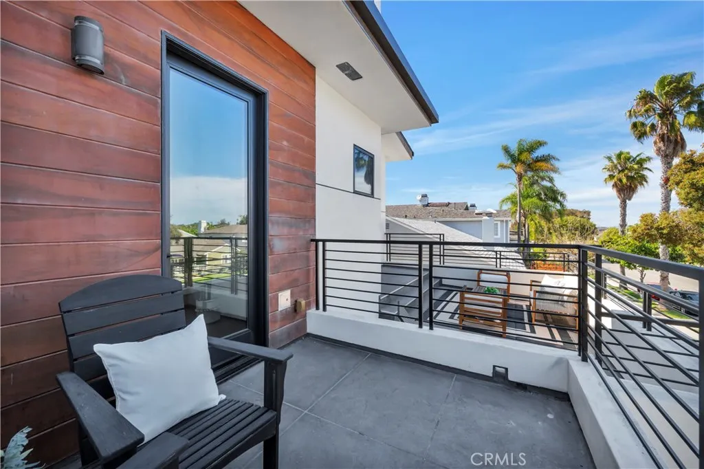 Additional image 116 of 332 Avenue E, Redondo Beach, CA 90277