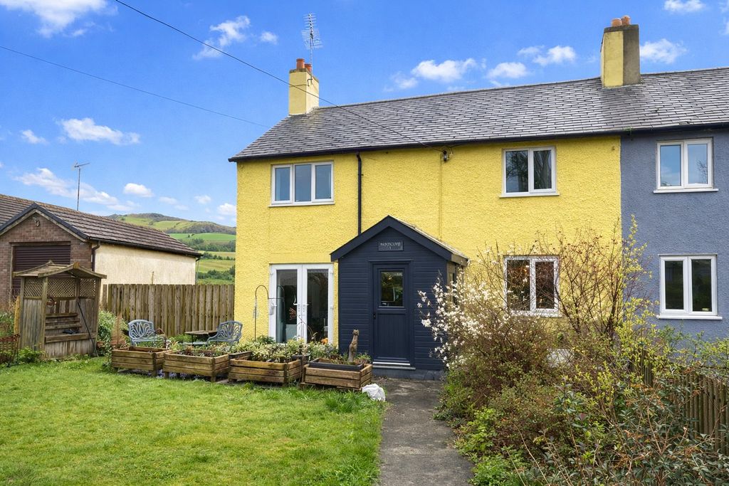 4 bed semi-detached house for salePontrhydfendigaid, Ystrad Meurig SY25