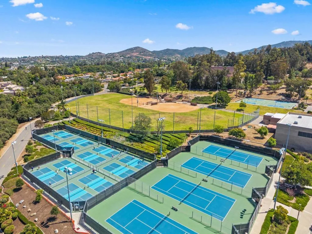 Additional image 71 of 635 Pine Tree Lane, Vista, CA 92081