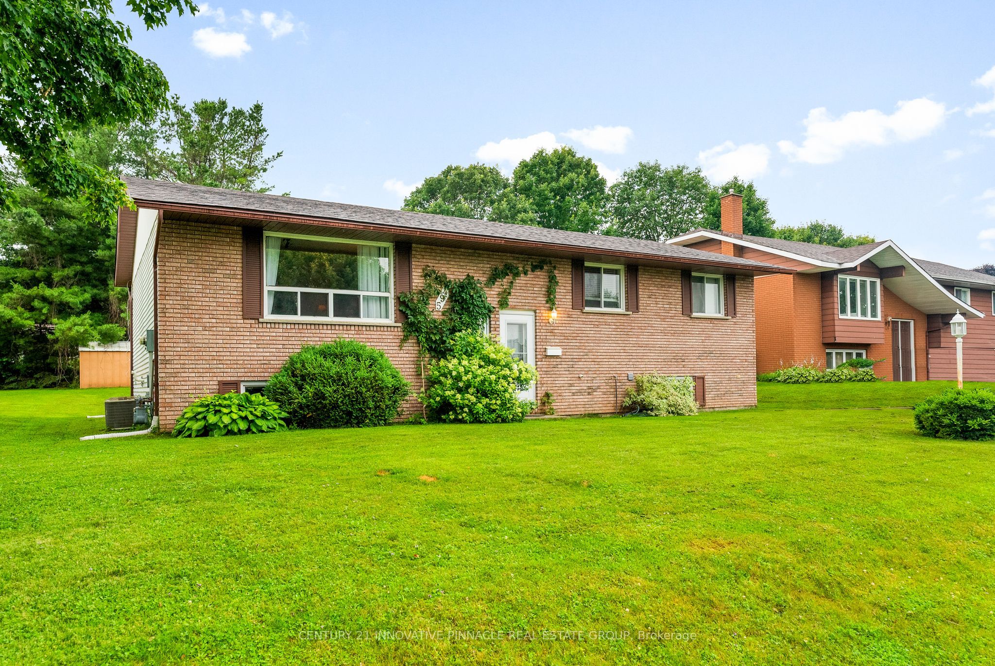 Additional image 3 of 594 Herbert Street E, Pembroke, ON, K8A 8E9