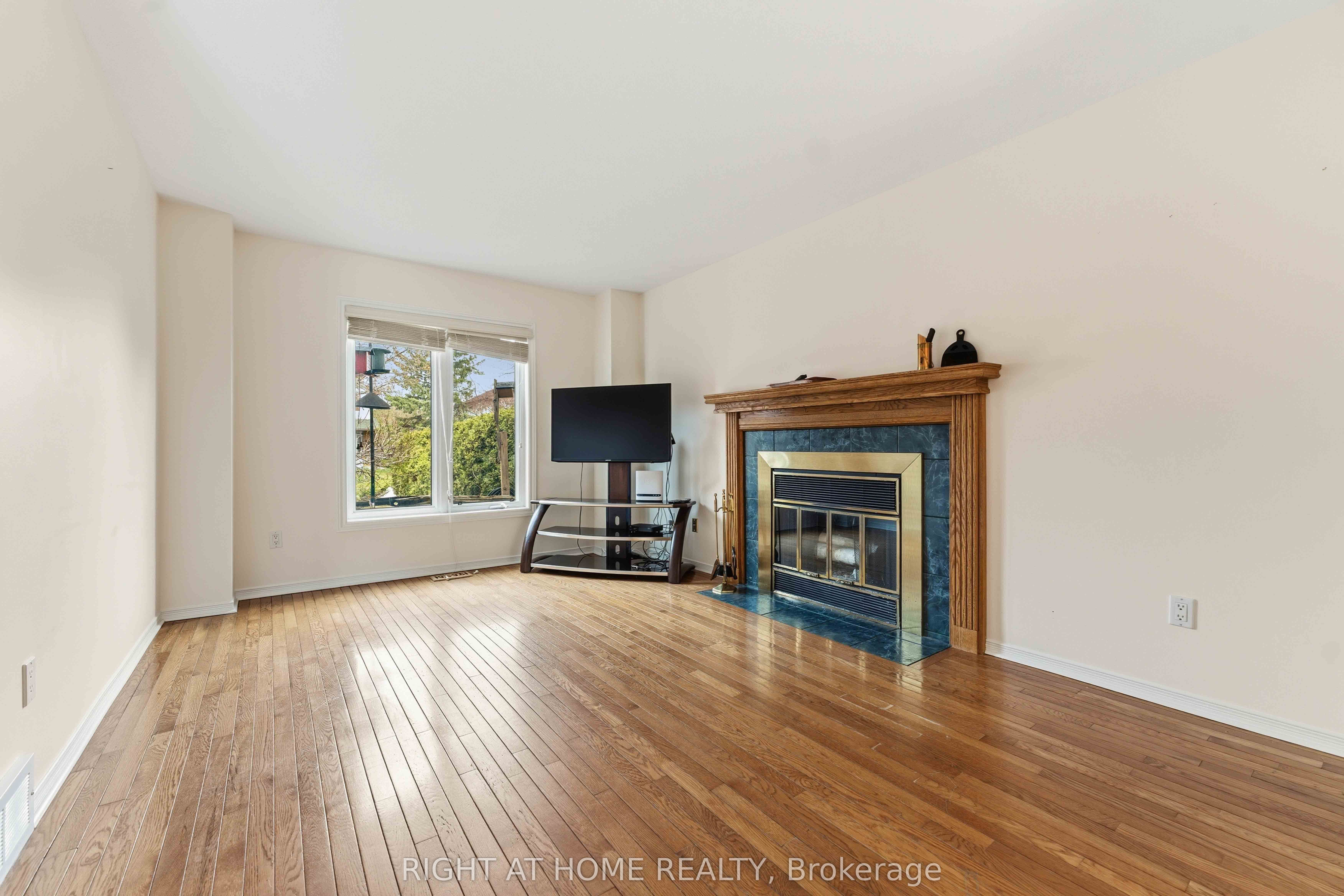 Additional image 6 of 26 Denham Way, Ottawa, ON, K2S 1H5