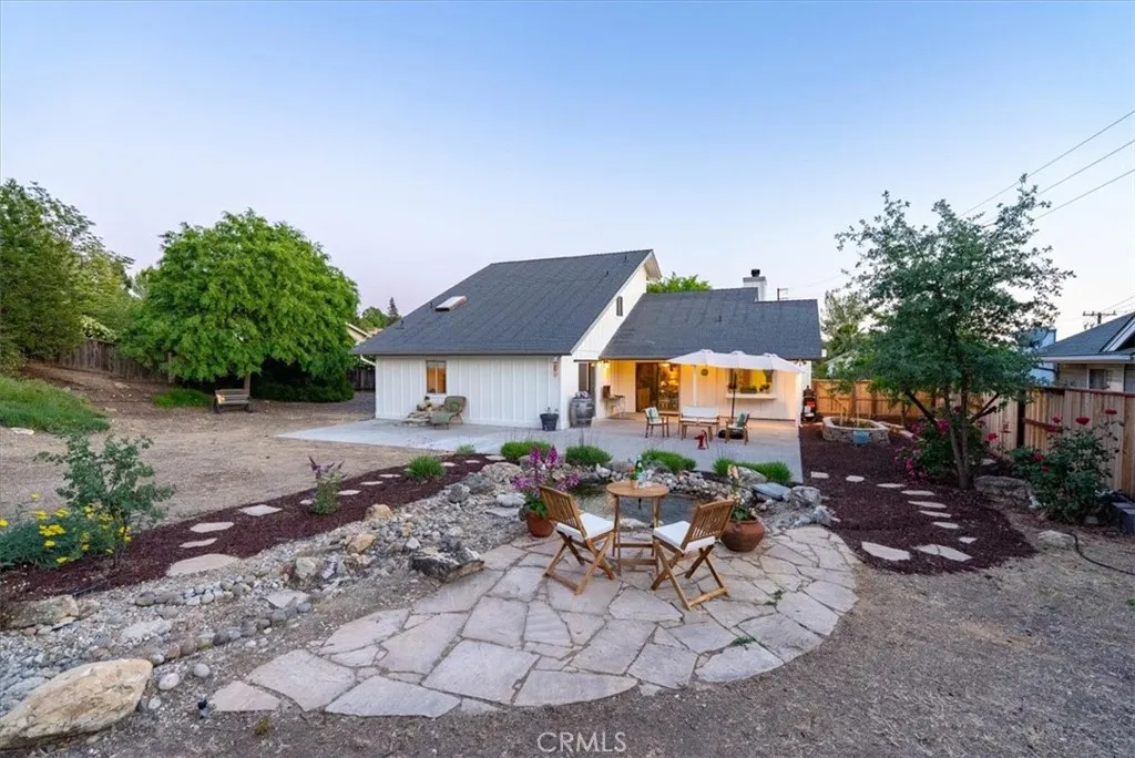 Additional image 2 of 207 Navajo Street, Paso Robles, CA 93446