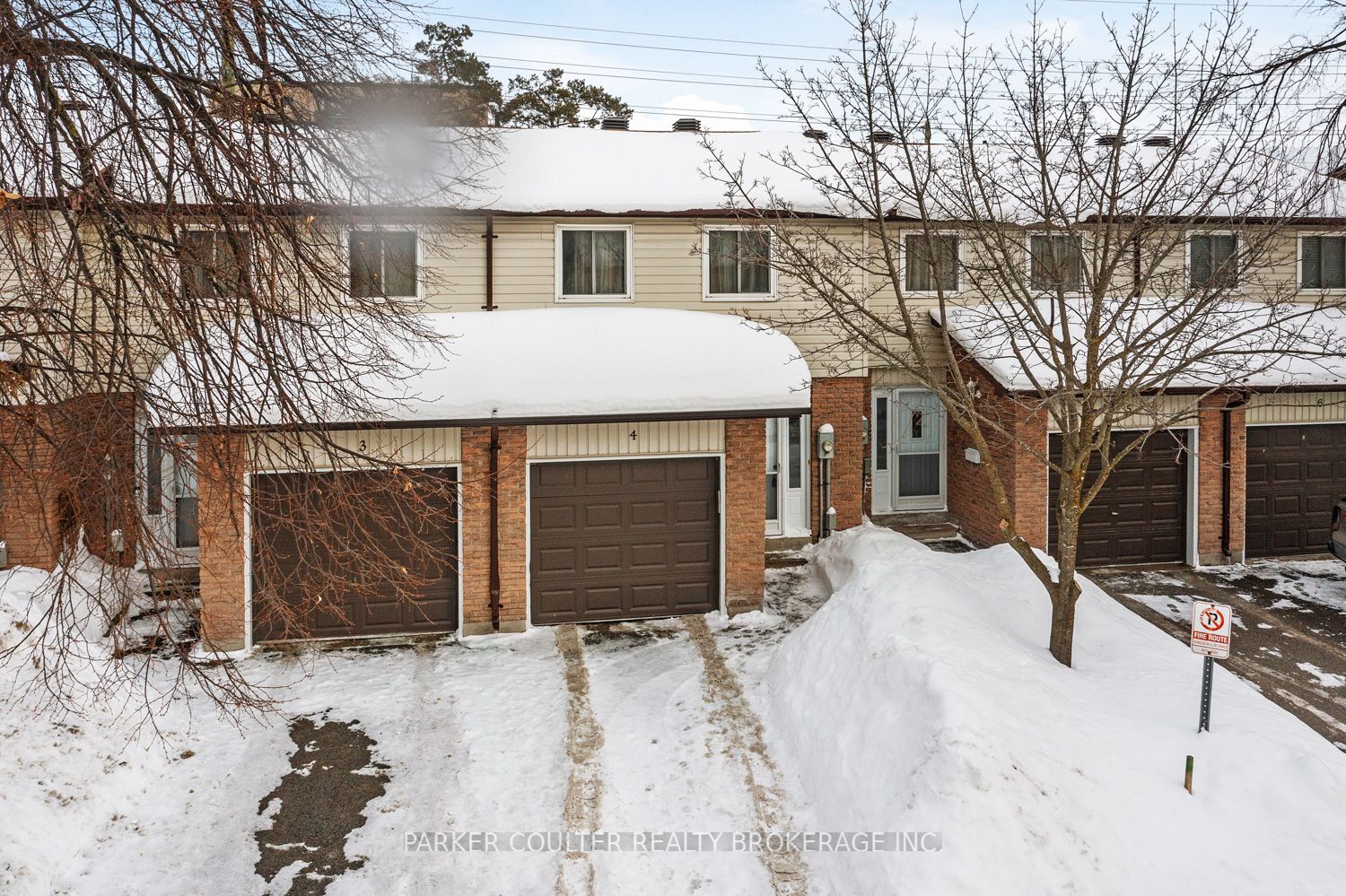 4-261 Rose Street, Barrie, ON, L4M 2V3