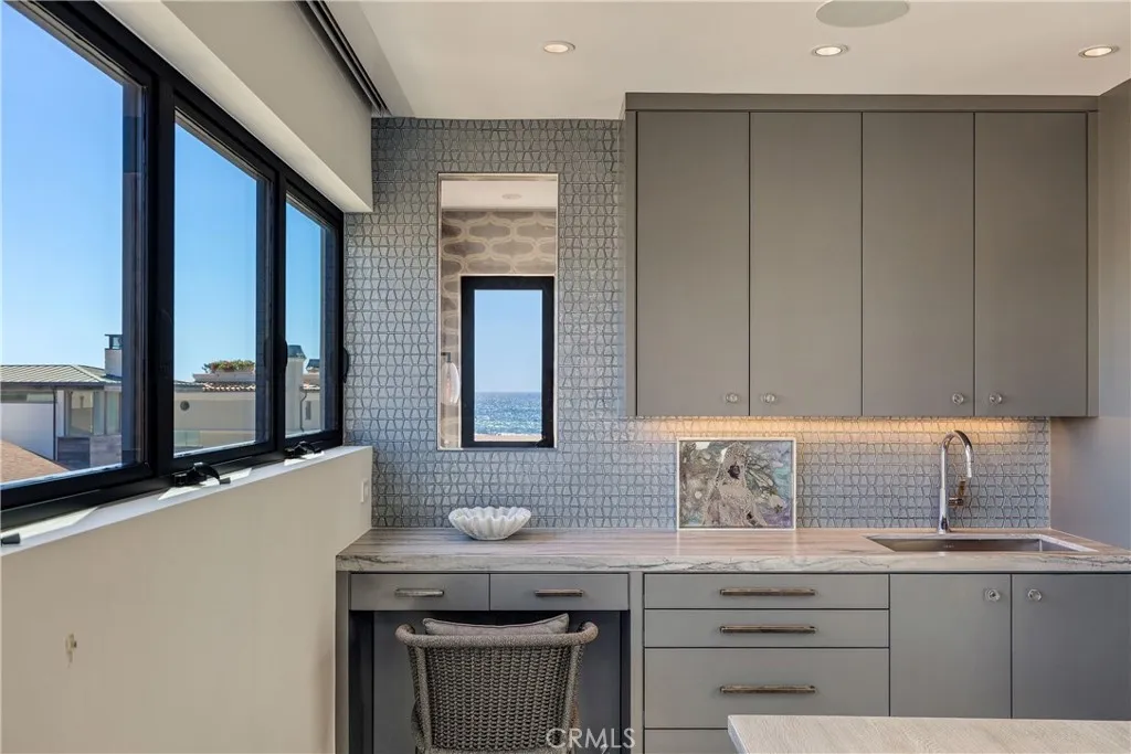 Additional image 46 of 41 21st St, Hermosa Beach, CA 90254