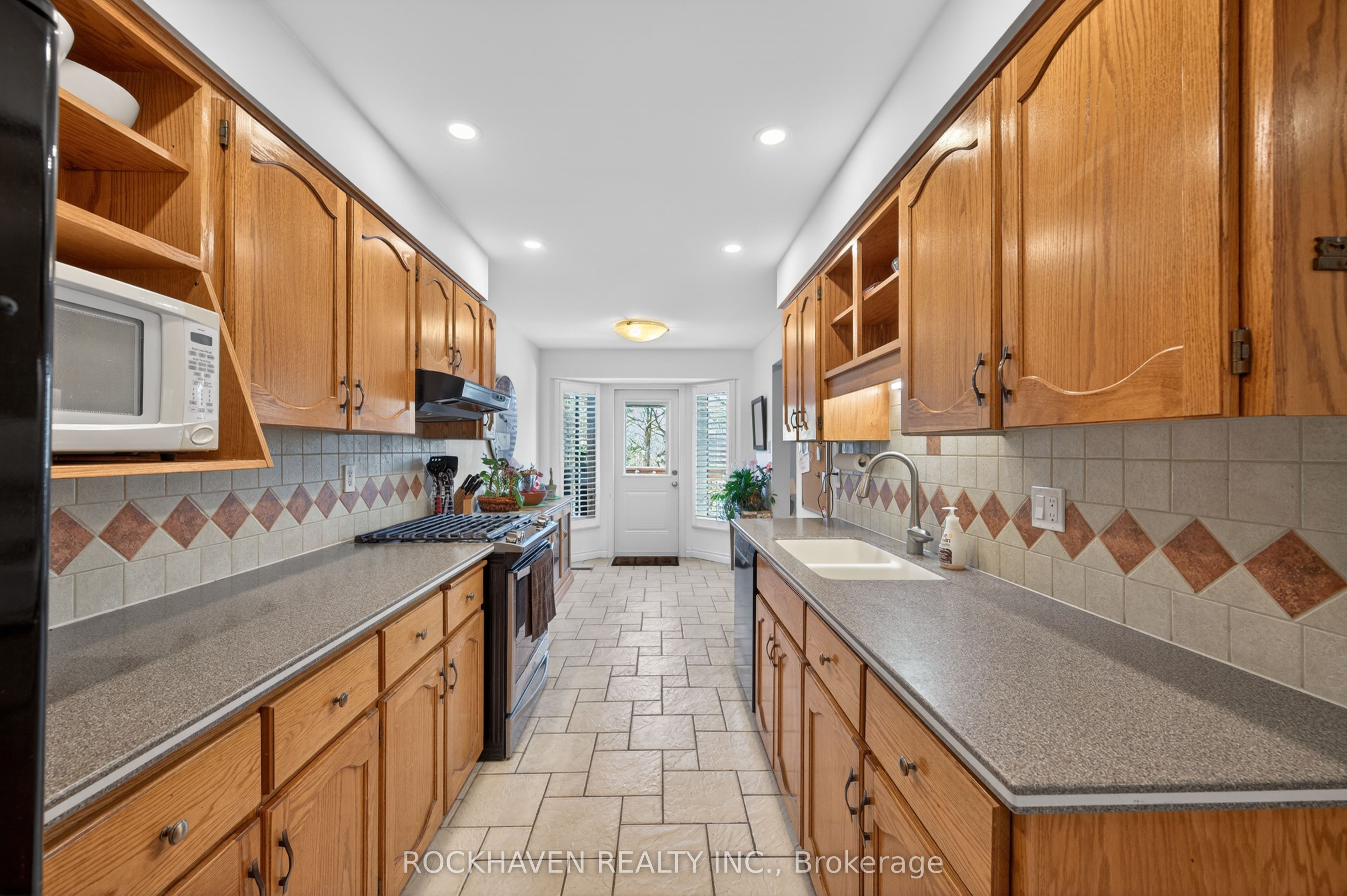 Additional image 6 of 7-30 Osler Drive, Hamilton, ON, L9H 6W1