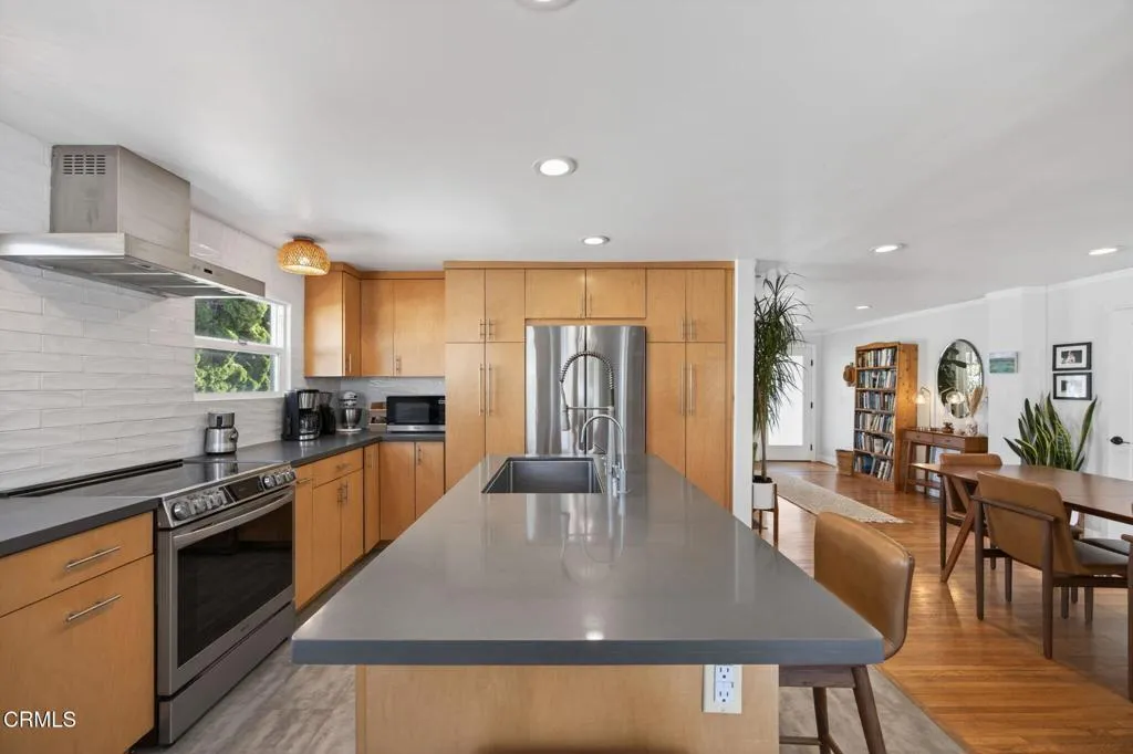 Additional image 102 of 1681 San Nicholas Street, Ventura, CA 93001