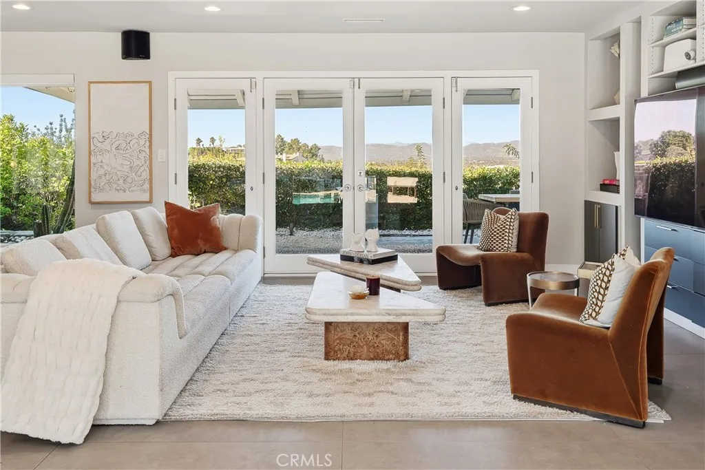 Additional image 9 of 4173 Regal Oak Dr, Encino, CA 91436