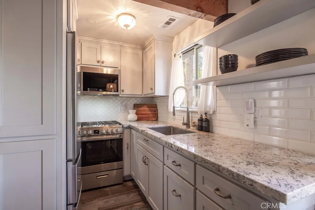 Additional image 36 of 712 Irving Way, Big Bear City, CA 92314