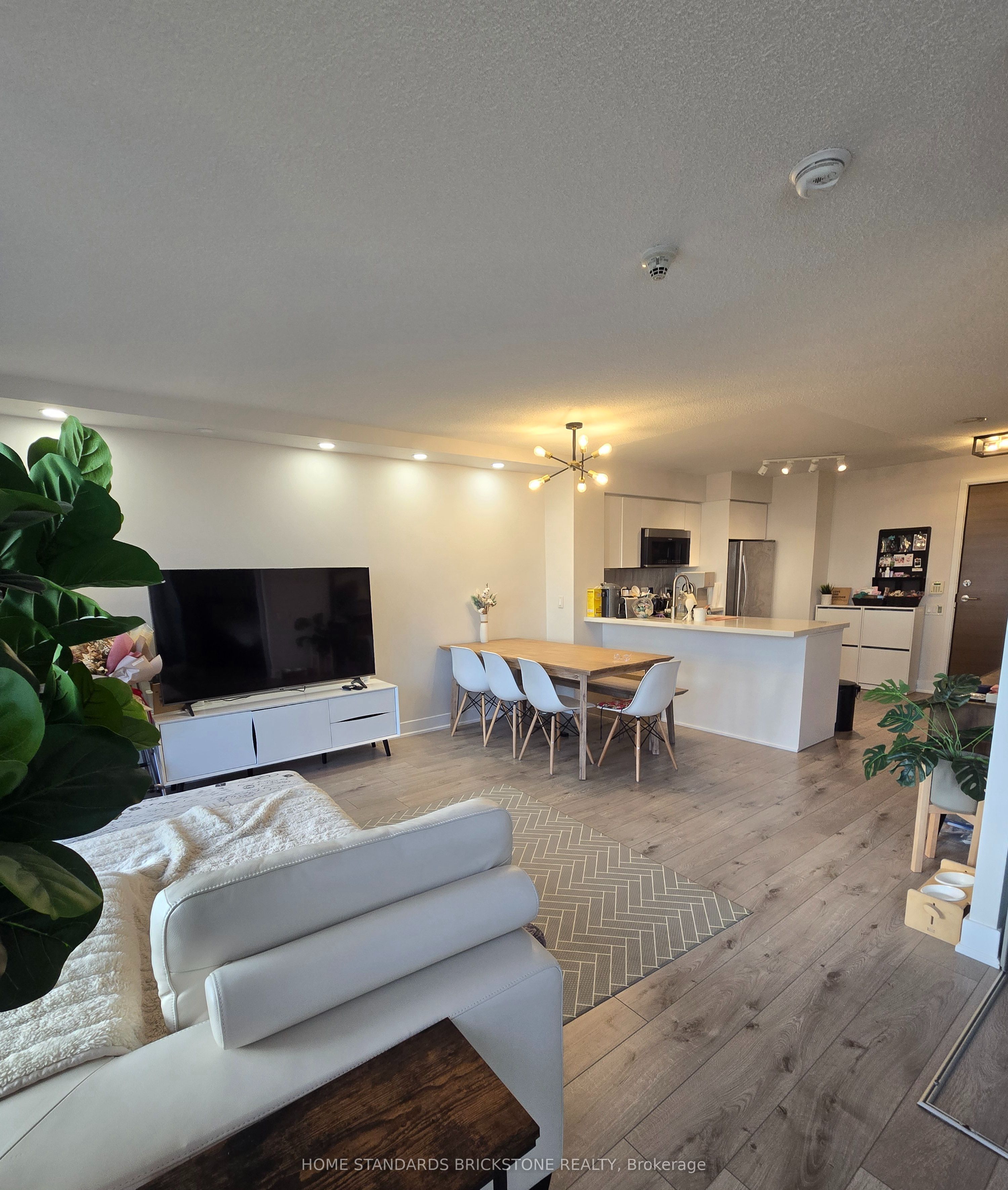 Additional image 3 of 1611-23 Sheppard Avenue E, Toronto, ON, M2N 0C8