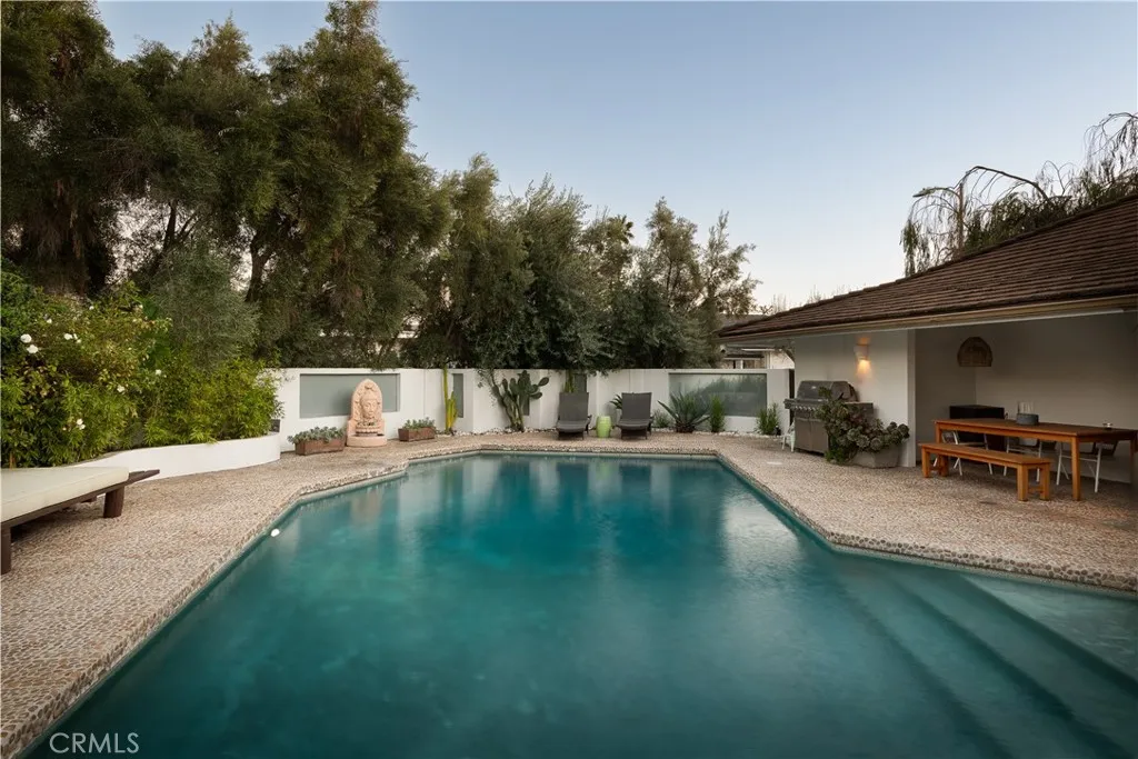Additional image 22 of 4173 Regal Oak Dr, Encino, CA 91436