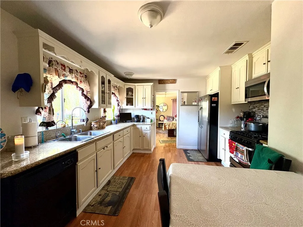 Additional image 30 of 1508 E Queensdale St, Compton, CA 90221