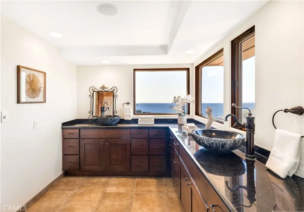 Additional image 15 of 1992 San Remo Dr, Laguna Beach, CA 92651