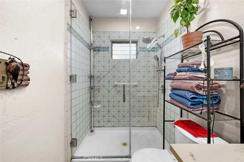 Additional image 35 of 244 N 10th St, Santa Paula, CA 93060