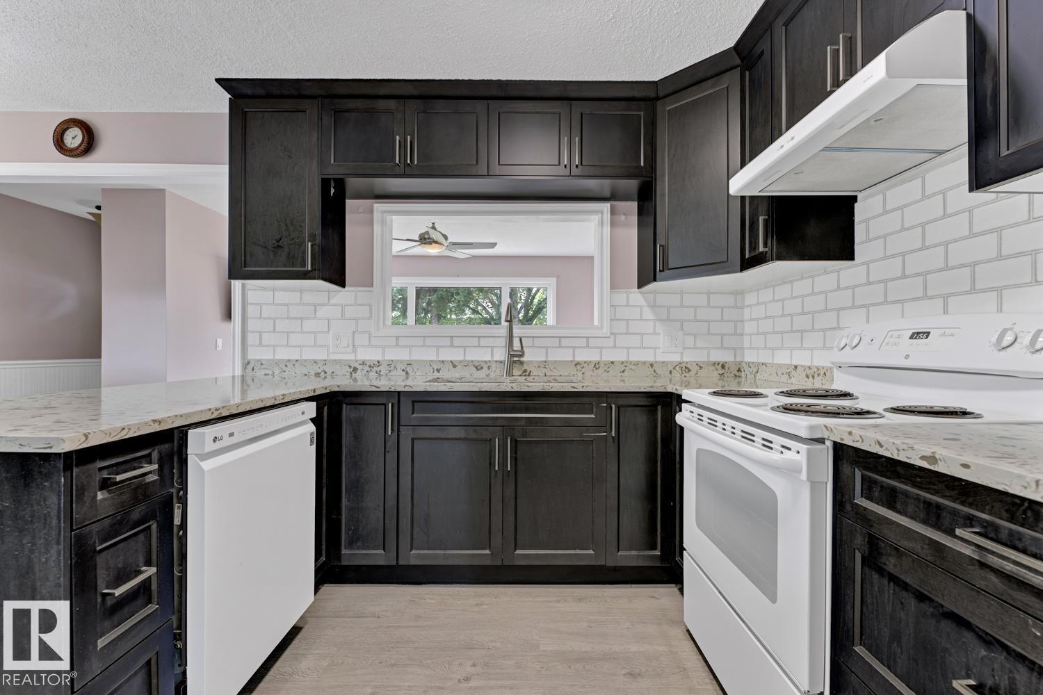 Additional image 3 of 4911 106 Street NW, Edmonton, AB, T6J2S8