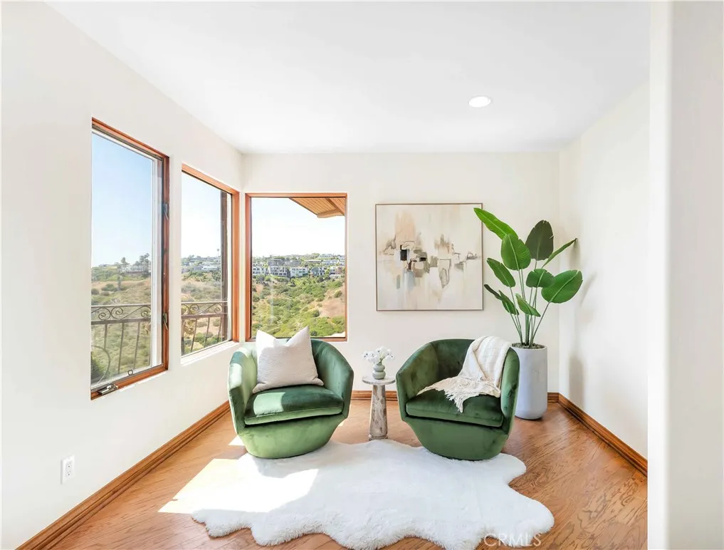 Additional image 97 of 1992 San Remo Dr, Laguna Beach, CA 92651
