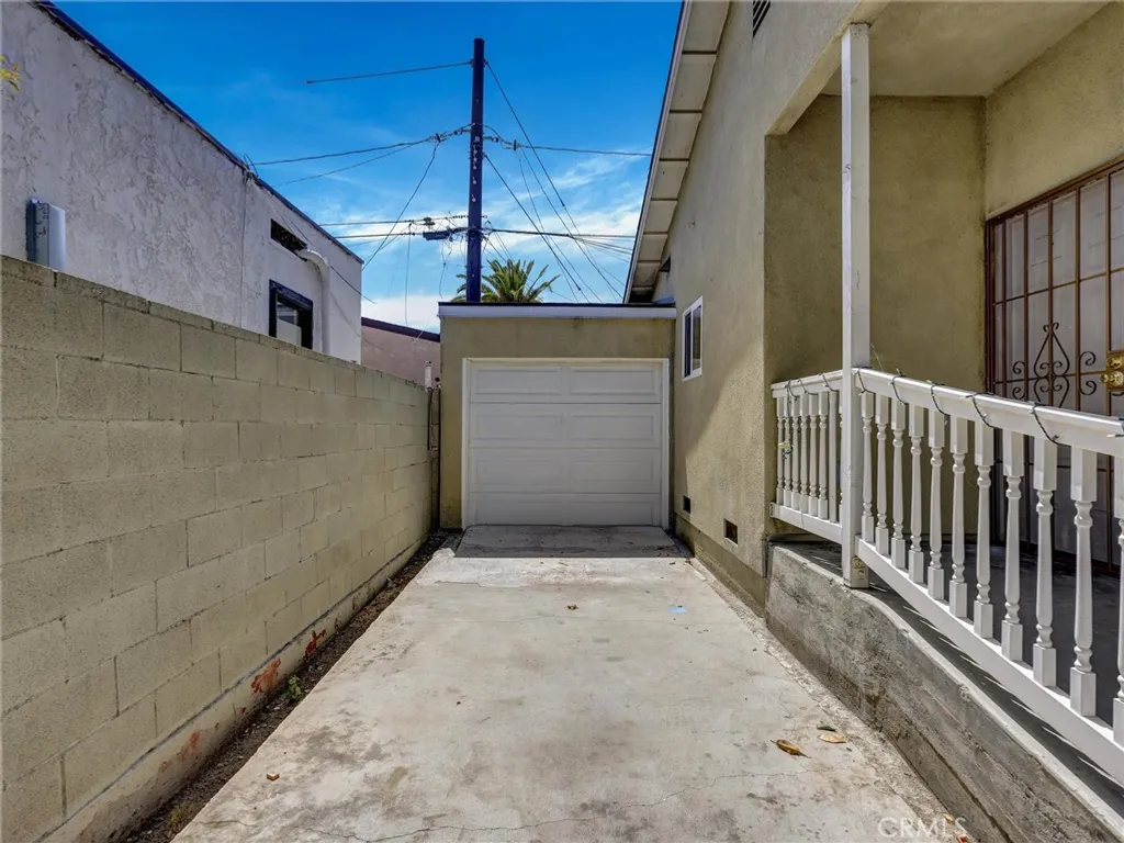 Additional image 30 of 1204 E Smith Pl, Long Beach, CA 90806
