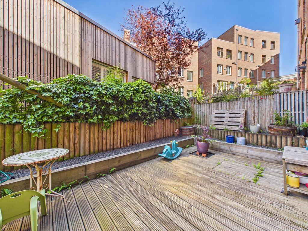 Additional image 12 of 3 bed flat for saleKingfisher Place, Newcastle Upon Tyne NE6