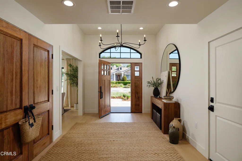 Additional image 4 of 604 De Nova Street, La Canada Flintridge, CA 91011