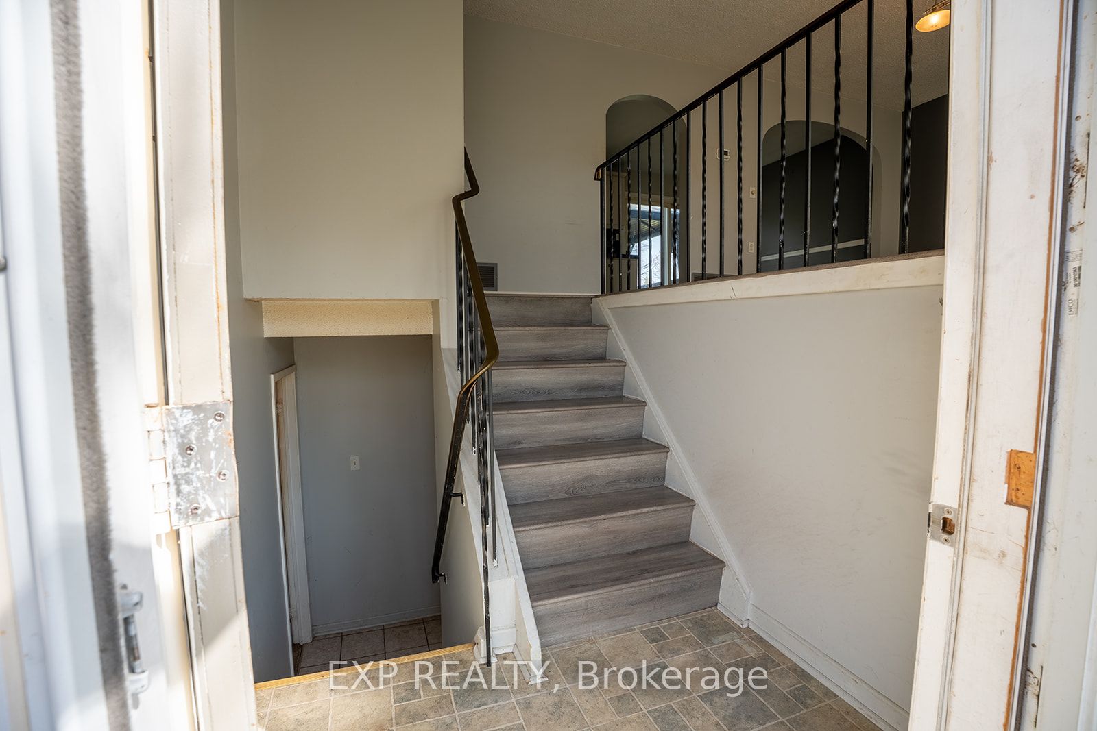 Additional image 6 of 45 Roth Street, Essa, ON, L0M 1B0