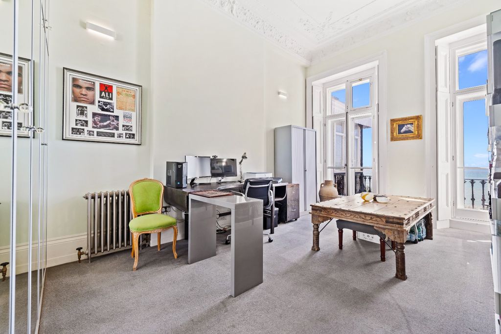 Additional image 15 of 3 bed flat for saleChichester Terrace, Brighton, East Sussex BN2