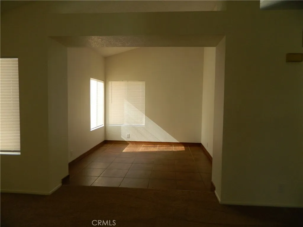 22420 Shore View Court, Wildomar, CA 92595 photo 3