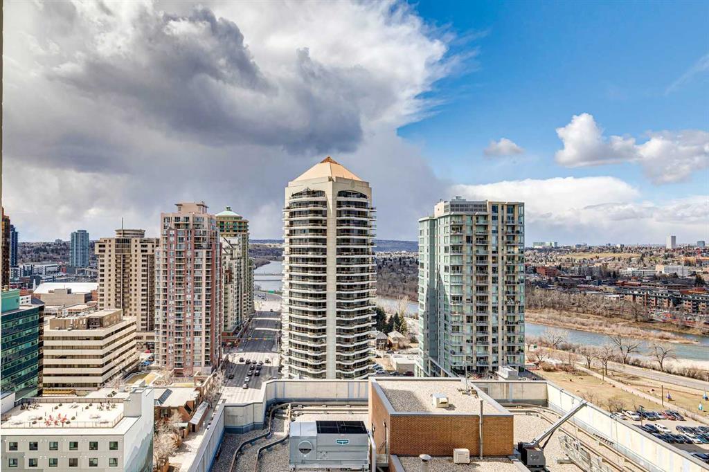 Additional image 2 of 2001-930 6 Avenue SW, Calgary, AB, T2P0V5