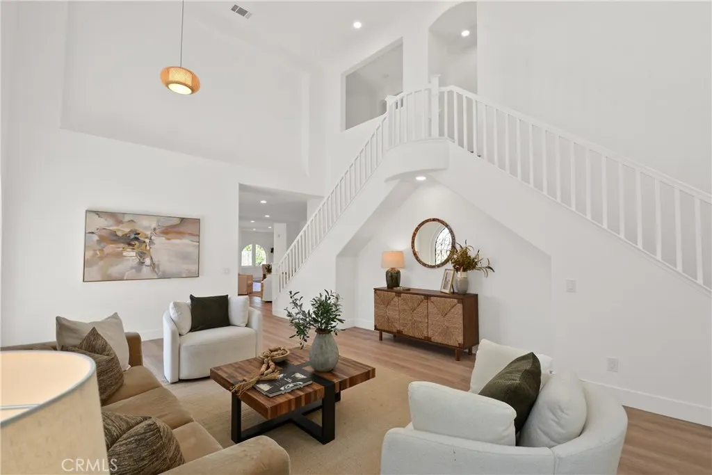 Additional image 2 of 276 Cambria Dr, Carson, CA 90745