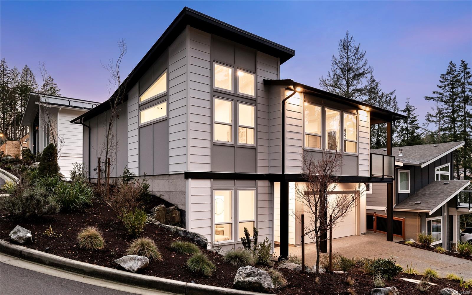 3624 Autumn Lane, Langford, BC, V9C 0S3 photo 2
