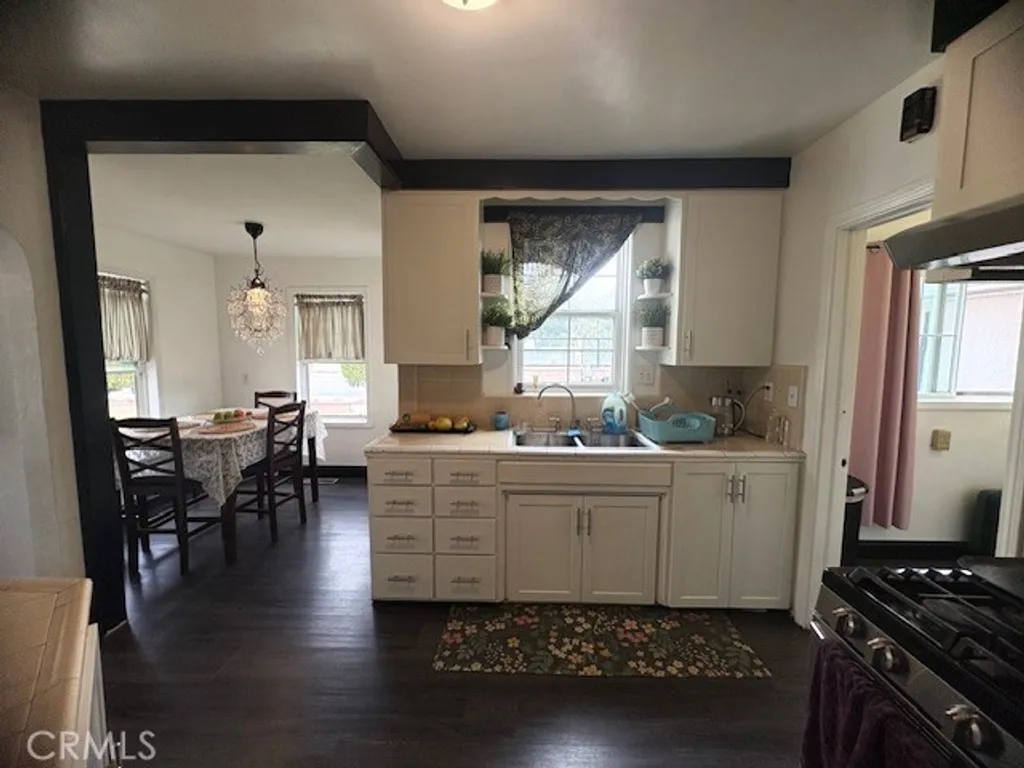 Additional image 9 of 2196 N Orange Grove Avenue, Pomona, CA 91768