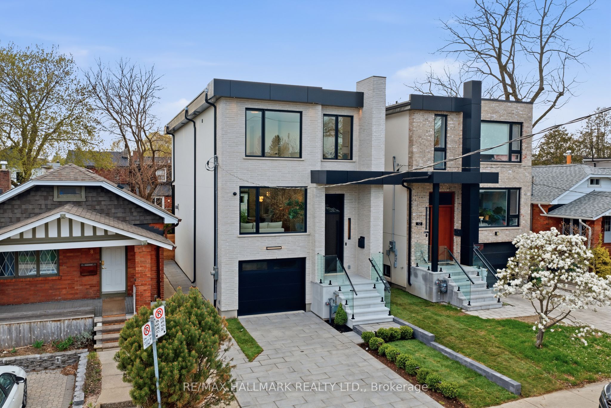 Additional image 3 of 10 Leroy Avenue, Toronto, ON, M4J 4G7
