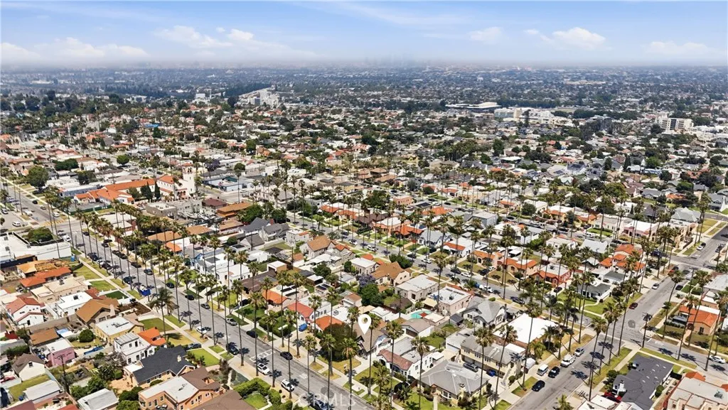Additional image 53 of 5612 S Rimpau Blvd, Los Angeles, CA 90043