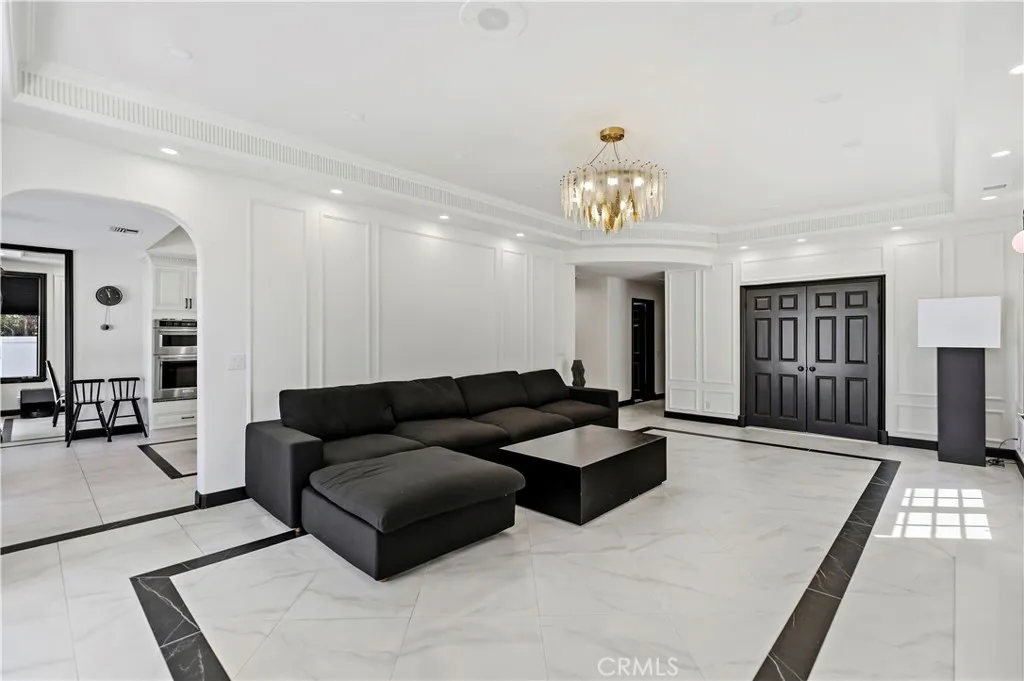 Additional image 73 of 19 Belmont, Newport Beach, CA 92660