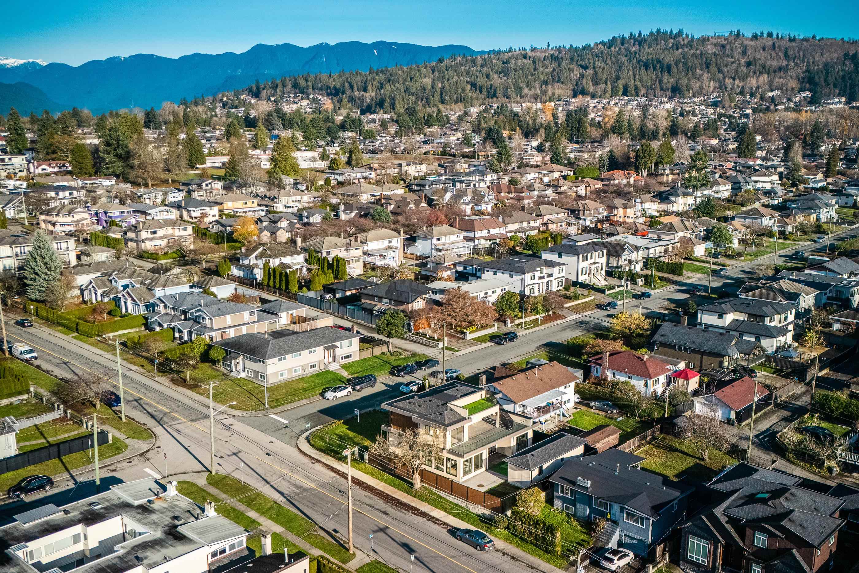 Additional image 4 of 6708 Winch Street, Burnaby, BC, V5B 4K2