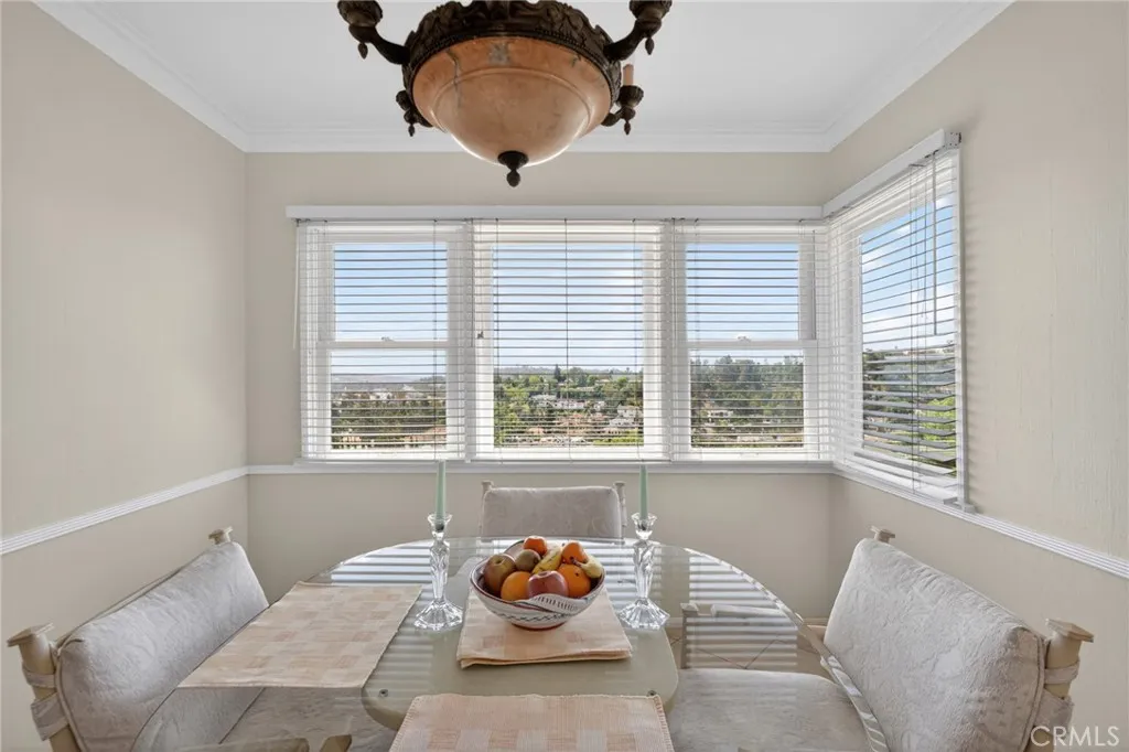 Additional image 25 of 3664 Holboro Dr, Los Angeles, CA 90027