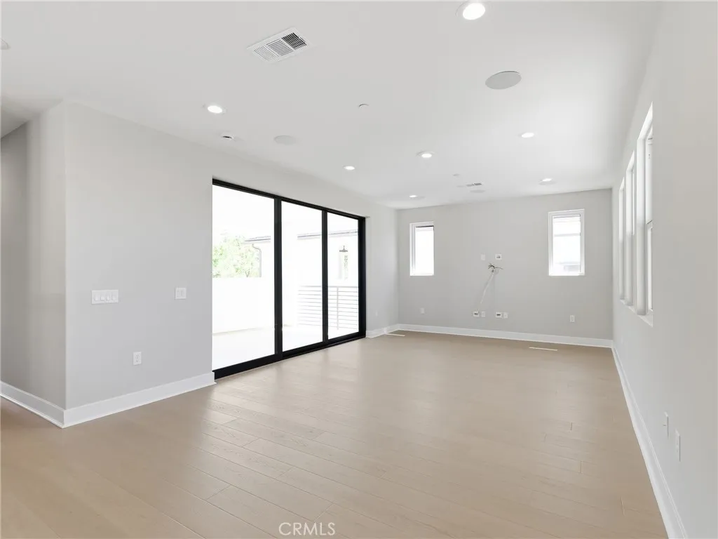 132 Creation, Irvine, CA 92618