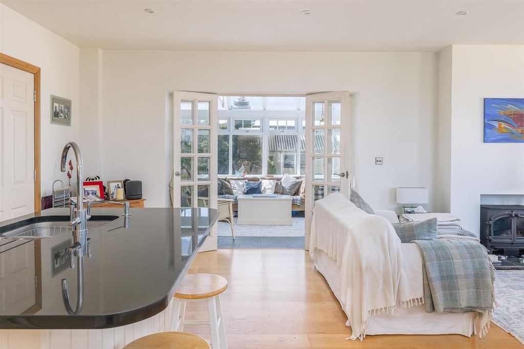 Additional image 7 of 5 bed detached house for saleGodshill, Isle Of Wight PO38