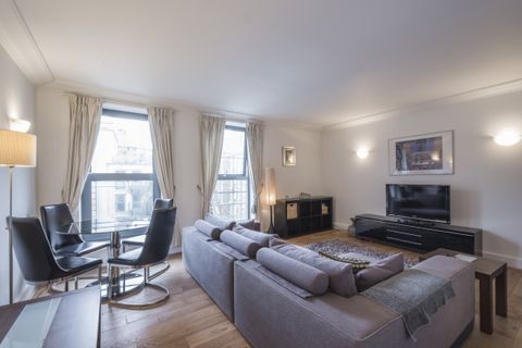Ebury Bridge Road, London SW1W