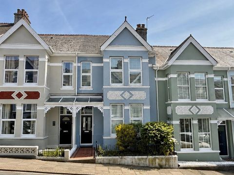 Wembury Park Road, Peverell, Plymouth PL3
