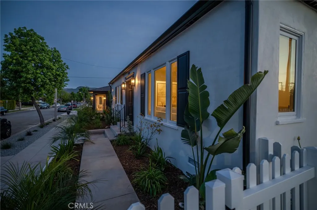 Additional image 11 of 1141 N Lima Street, Burbank, CA 91505