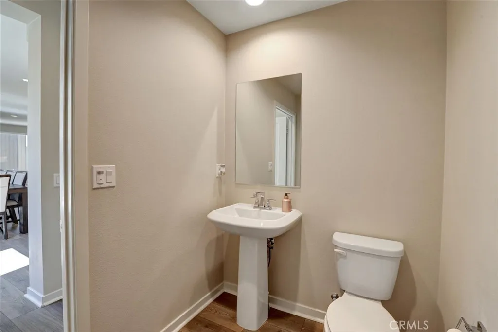 Additional image 39 of 176 Novel, Irvine, CA 92618