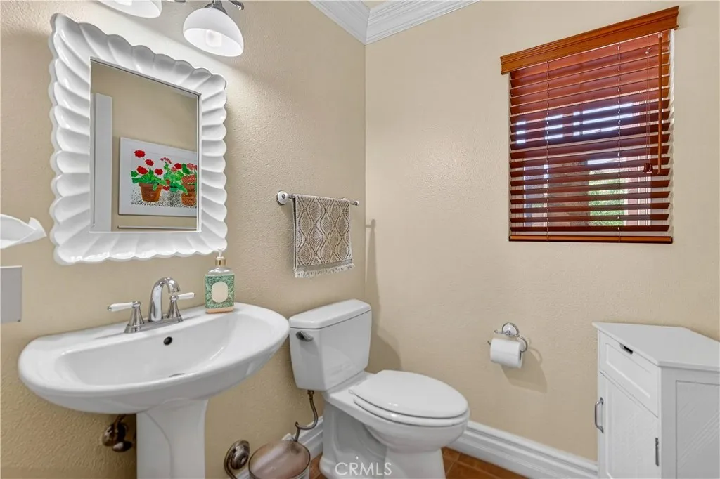 Additional image 12 of 21803 Delany Lane, Canoga Park, CA 91304