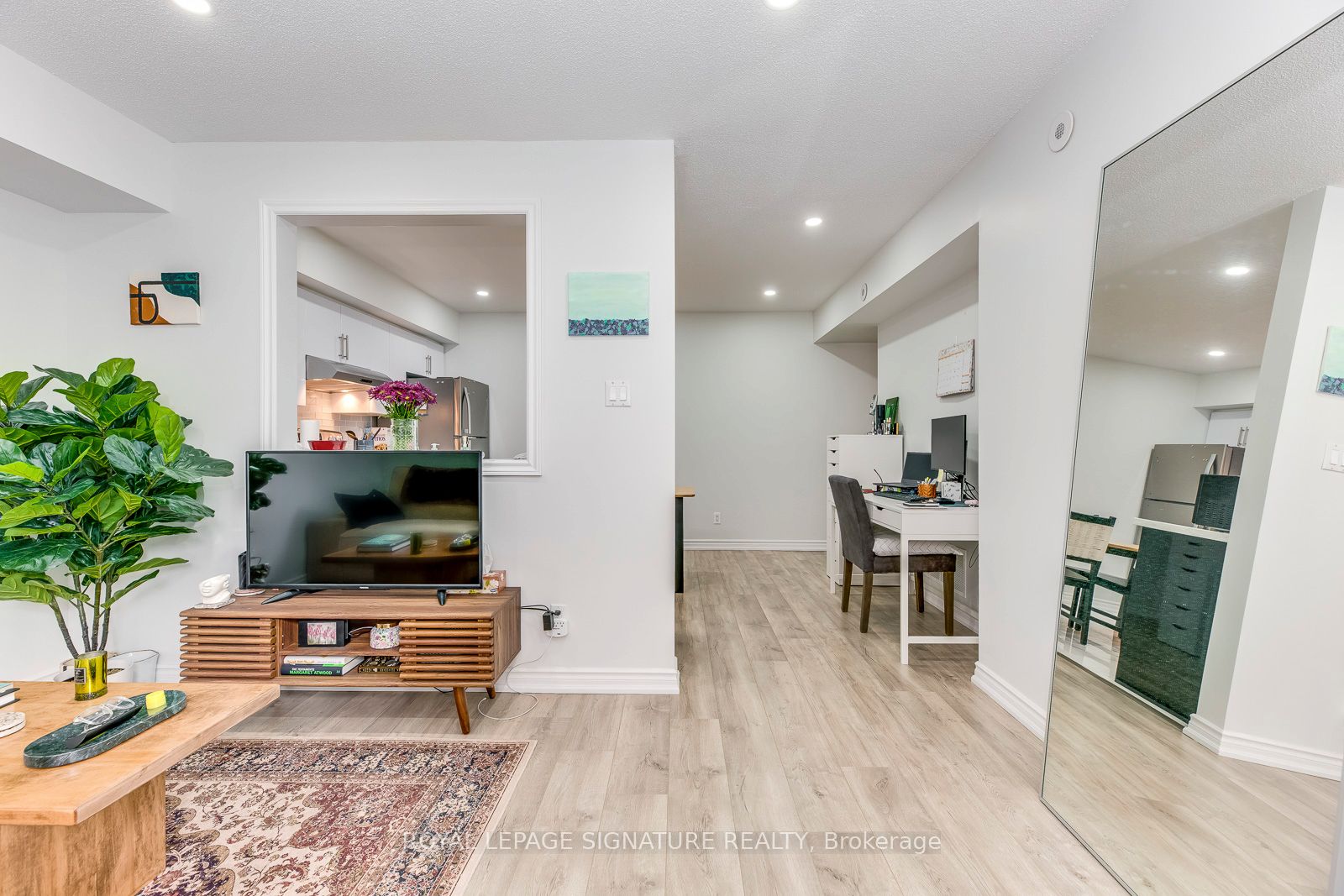 Additional image 5 of 525-10 Douro Street, Toronto, ON, M6K 3M4