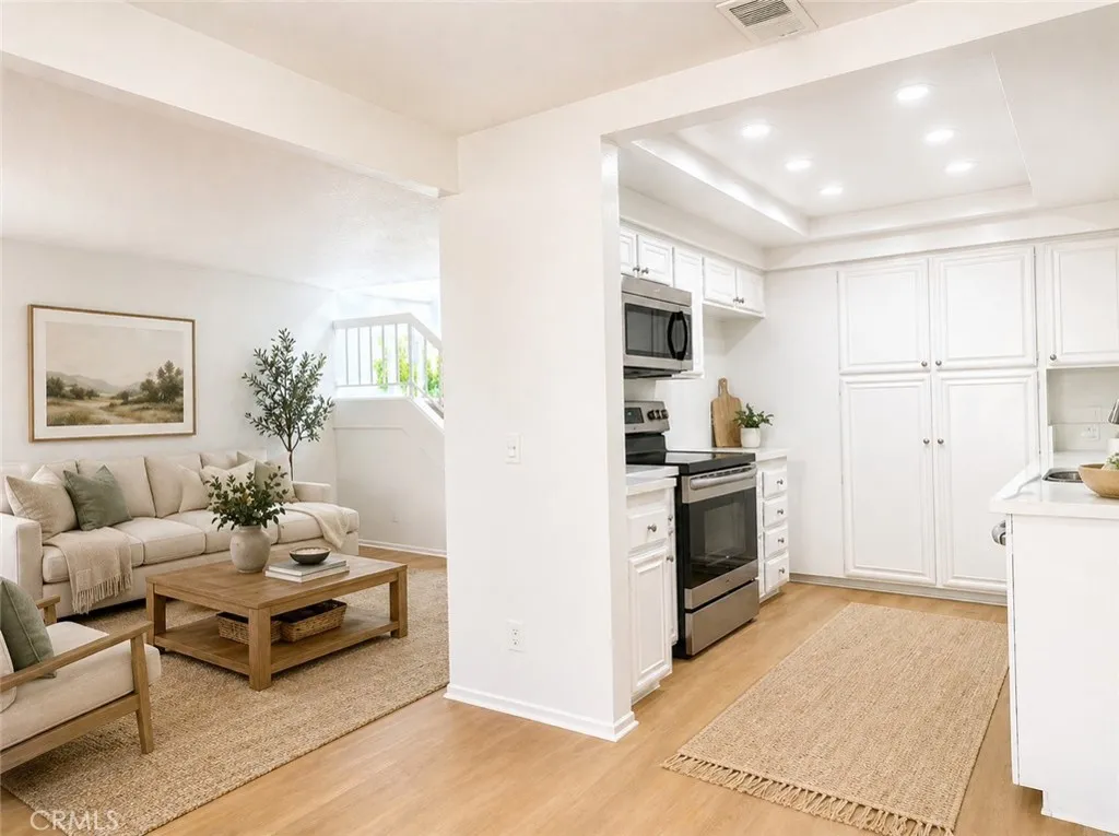 Additional image 4 of 961 W Lamark, Anaheim, CA 92802