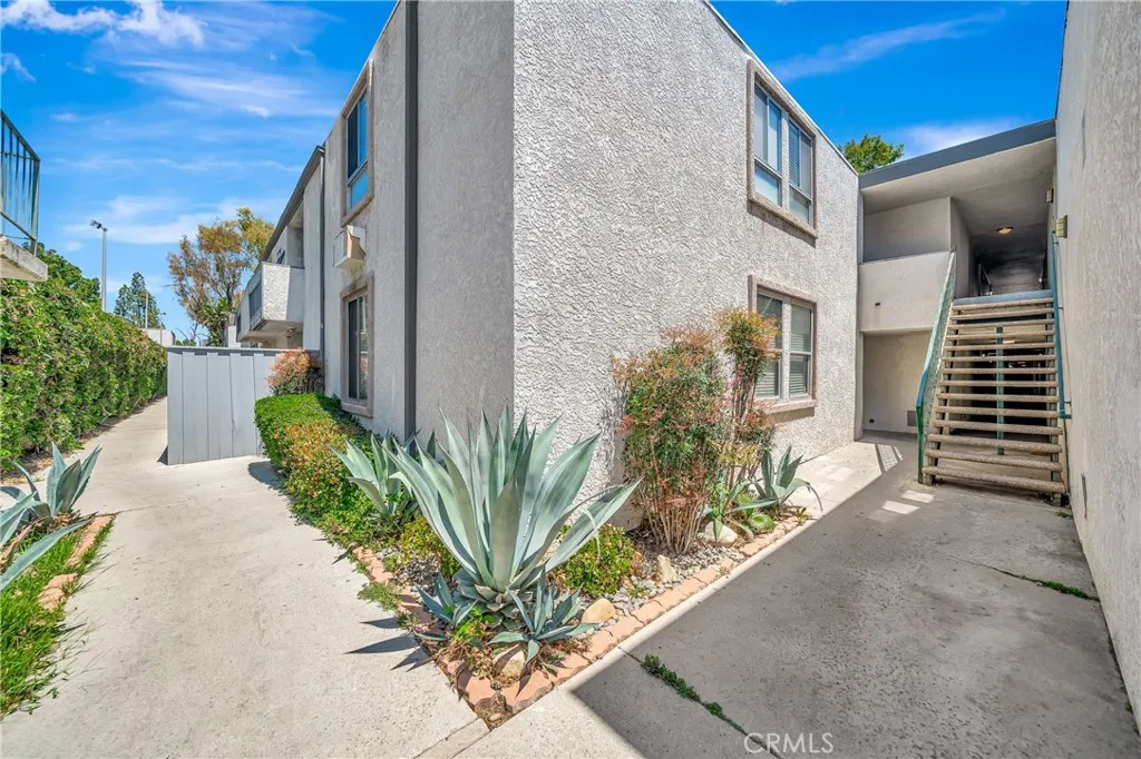Additional image 57 of 18620 Hatteras Street Unit 247, Tarzana, CA 91356