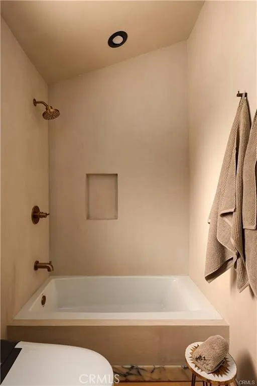Additional image 52 of 2931 Tyburn Street, Los Angeles, CA 90039