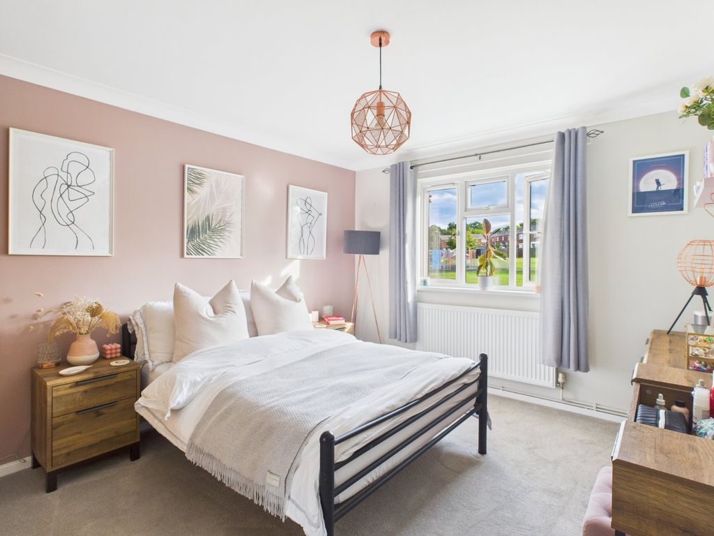 Additional image 4 of 3 bed maisonette for saleBurton Way, Windsor, Berkshire SL4