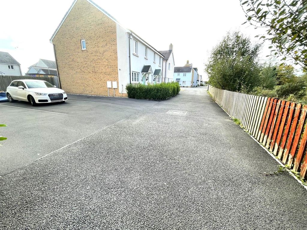 Additional image 22 of 4 bed town house for saleY Ffowndri, Llanelli SA15