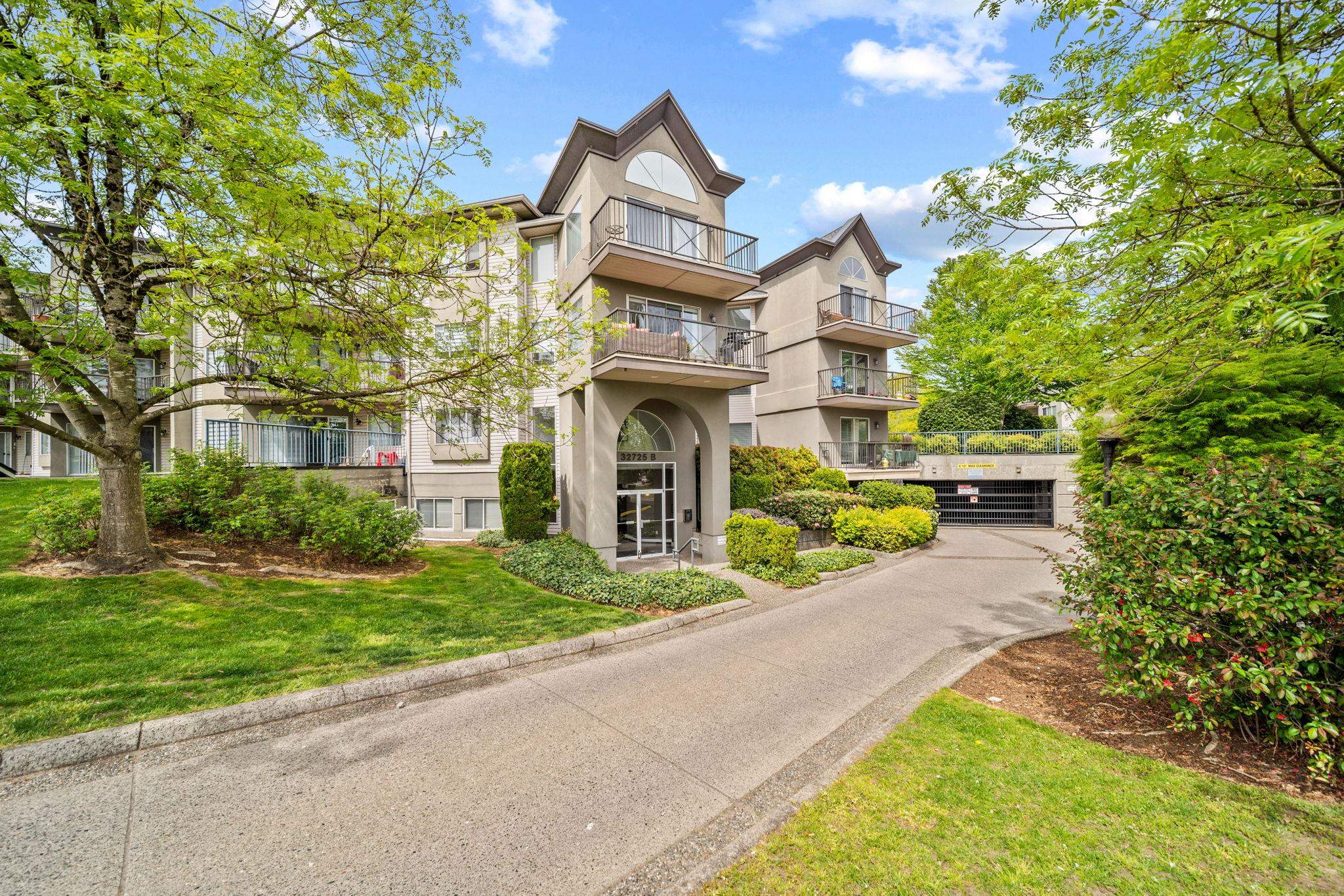 219-32725 George Ferguson Way, Abbotsford, BC, V2T 5M5