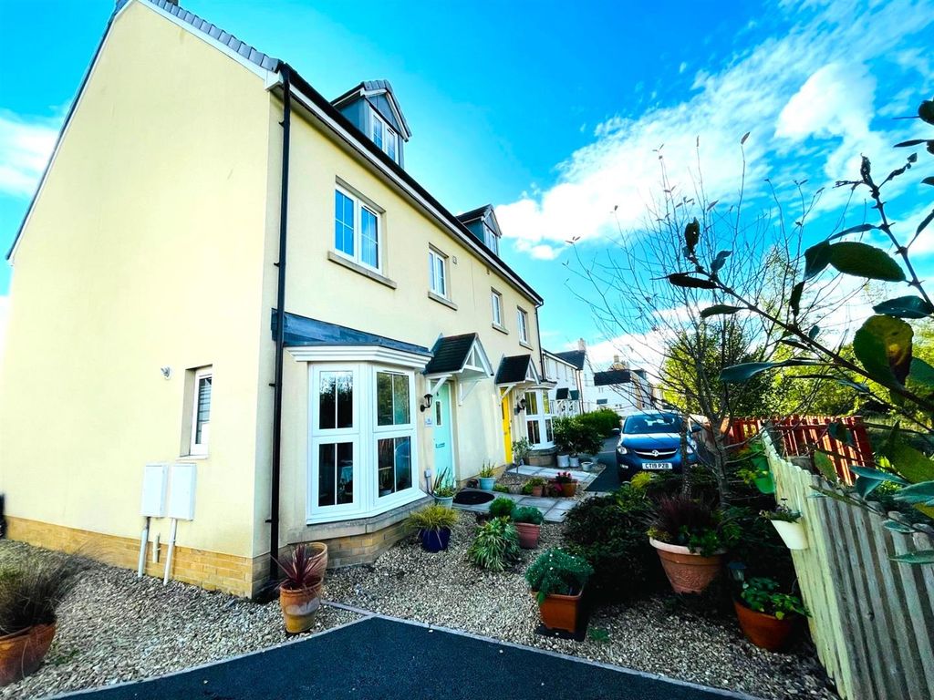 Additional image 23 of 4 bed town house for saleY Ffowndri, Llanelli SA15