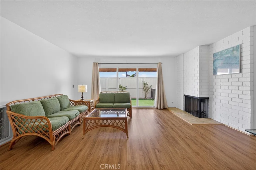 Additional image 2 of 1086 Buckingham Ln, Newport Beach, CA 92660